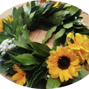 Corona di alloro Unimarconi Roma con girasoli per laurea
